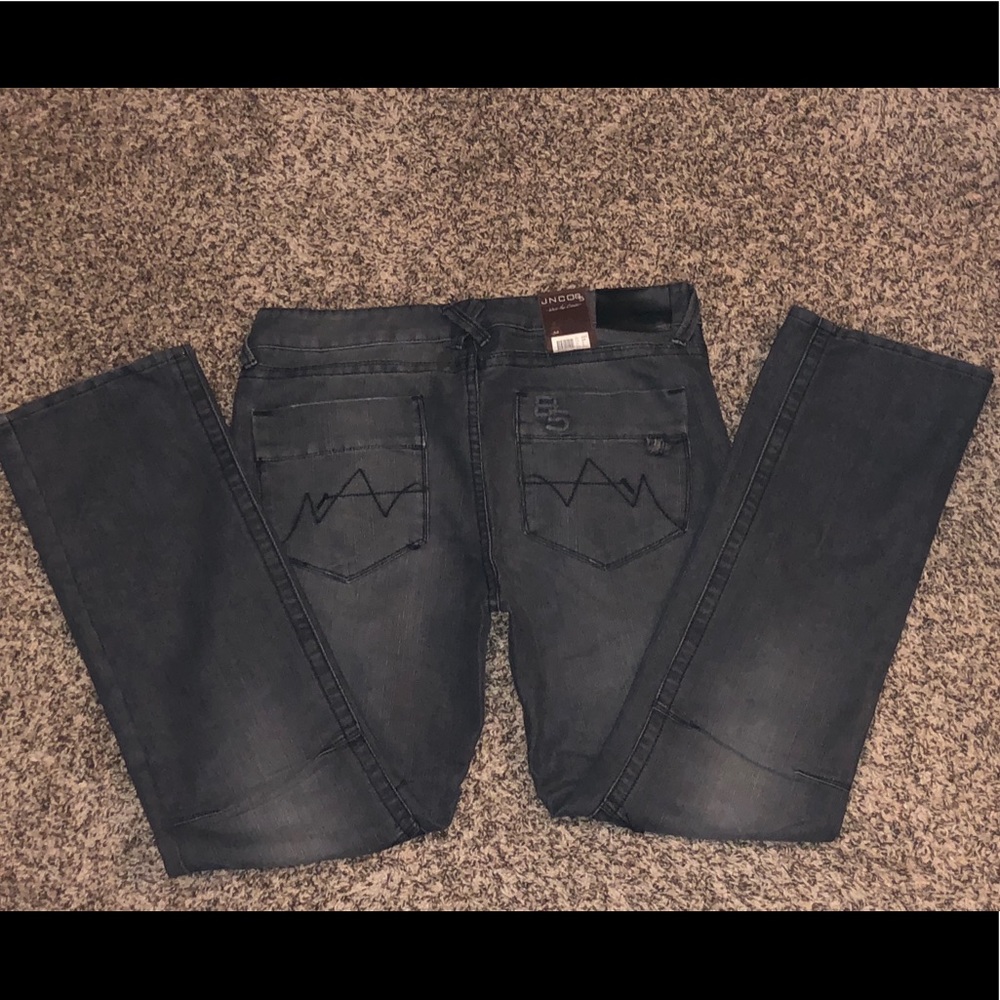 🔴 Straight Fit Mens Denim Jeans with Knee Darts - Picture 5 of 8